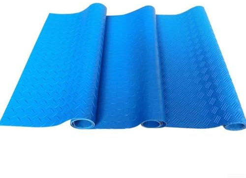 Tapis antidérapant élégant pour grandes piscines, offre confort et sécurité lors de l'utilisation de votre échelle (90 x 60 cm)