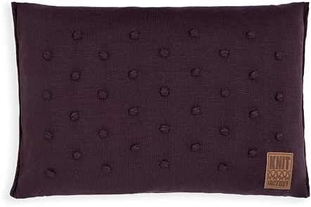 KNIT FACTORY - Noa Kissen - Aubergine - 60x40 cm | Sofakissen mit Füllung und Bezug - Couchkissen - Zierkissen - Gestrickter Dekokissen - Zeitloses Design