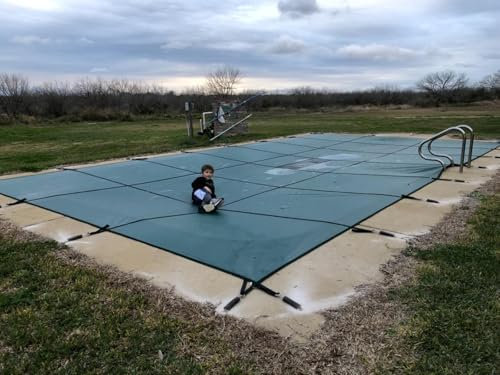 Bâche Couverture de Piscine Hiver 30ft/ 28ft/ 26ft/ 24ft/ 22ft/ 20ft/ 18ft/ 16ft/ 14ft/ 12ft/ 10ft Rectangle Inground Pool Safety Cover, Green Mesh Swimming Pool Winter Cover for Wood Deck/ Concrete F