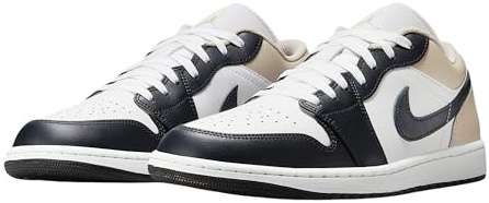 Nike Air Jordan 1 Low Sneakers Herren - 44
