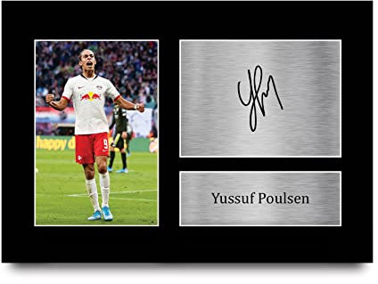 HWC Trading A4 Yussuf Poulsen RB Leipzig Geschenke Gedrucktes Signiertes Autogramm Foto für Fußball Anhänger and Fans