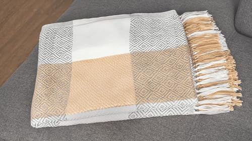 DILUKA Alpaka Wohndecke – Patchwork Beige/Creme & Hellgrau – Premium Sofa & Couch Decke – Handgewebt in Peru