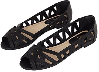 Dorothy Perkins Women’s Prim Peep Toe Ballet Pumps Black