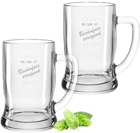 Gravur-Max 2 x Leonardo Bierkrug 0,5L mit Gravur & Name – personalisiertes Bierglas „Die Lage ist Besäufniserregend“ – Bierkrug personalisiert – spülmaschinenfest –Geschenk für Männer
