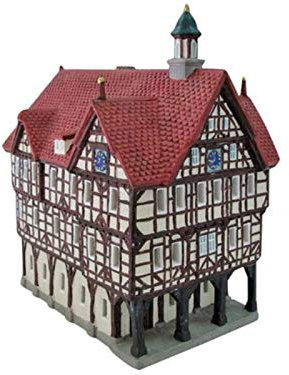 Rathaus Bad Urbach aus Porzellan – Windlicht Lichthaus Miniatur-Modell – B14 x H22 x T 20cm - detailgetreues Dekohaus für Weihnachtsdorf Miniaturwelt Winterdeko Sammlerobjekt Weihnachtsdekoration