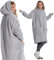ZOLLNER Hoodie Decke extra flauschig - kuscheliger und Warmer Couchpullover mit Ärmeln - mit praktischen Taschen und Kapuze - Einheitsgröße - waschbar bis 30°C – Oeko Tex® Zertifiziert