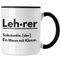 Trendation - Lehrer Ein Mann Mit Klasse Geschenk Tasse Geschenkidee Klassenlehrer Abschied Abschiedsgeschenk Lustig (Schwarz)