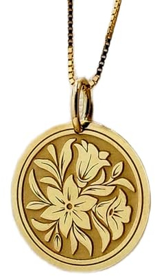 LKBEADS Collier pendentif pièce gravée fleur de lys 24 mm avec chaîne câble de 45,7 cm | Argent sterling plaqué or | Bijou unisexe | LK_PNDN_0922