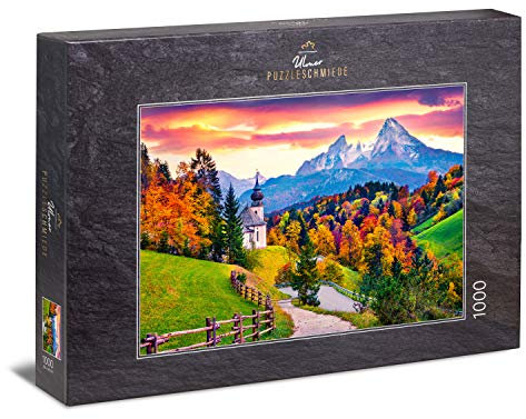 Ulmer Puzzleschmiede - Puzzle „Wallfahrt“ - Klassisches 1000 Teile Berg-Puzzle – Stimmungsvoller Pfad durch den Herbst-Wald zur Kirche Maria Gern vor dem Watzmann-Massiv im Abendrot, Bayern