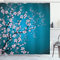 ABAKUHAUS japanisch Duschvorhang, Sakura Bloom Muster, Stoffliches Gewebe Badezimmerdekorationsset mit Haken, 175 x 200 cm, Petrol Blau Hellrosa