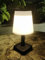 INSPINOVIA Solar Tischlampe | Kompakte Outdoor Tischleuchte mit An/Aus-Schalter für Garten, Balkon oder Terrasse | Brenndauer ca. 6-8 Stunden