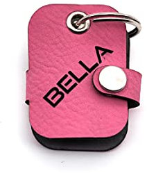 CopterFarm Hundemarkentasche für Hunde am Halsband | mit Gravur, Druckknopf | Kunstleder, Echtleder | Hundemarke | individuell beidseitig graviert (Pink, Rechteck)