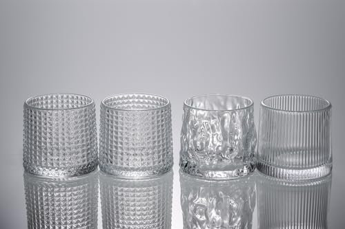 Airsien Set di 4 bicchieri di cristallo da whisky premium, 150ml, per cognac, bourbon, scotch, cocktail, rum, whisky, bar (4, 2 motivo a quadri +1 Motivo ondulato+1 motivo a righe verticali)