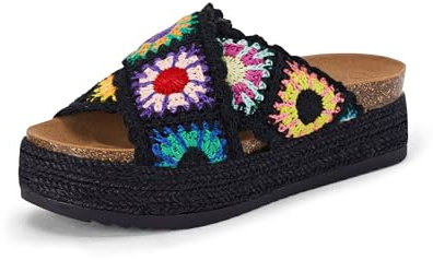 Coutgo Espadrille-Sandalen für Damen, flache Form, Blumenmuster, gehäkelt, Kork, offener Zehenbereich, Sommer, Strand, Schlupfsandalen, Schwarz, 40.5 EU