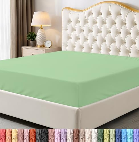Utopia Bedding Full Fitted Sheet, Bottom Sheet, Deep Pockets, Soft Microfibre, Shrink and Fade Resistant, Easy Care, 1 Fitted Sheet (Sage Green)