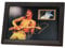 veratwo Musikzimmer-Dekoration – signiertes Poster von Eddie Van Halen, gerahmtes Foto, Geschenk, 20,3 x 15,2 cm, mit 1 x 35 mm Van Halen-Film-Display, coole Rock-Gitarre, Geschenke für Geburtstag,