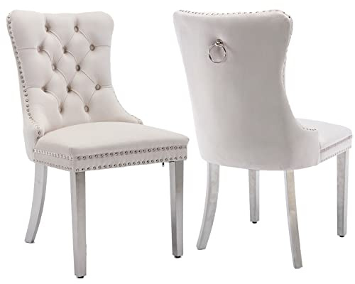 Shenyon Beige Samt-Esszimmerstühle 2er Set, silberfarbene Edelstahlbeine | Mid Century Modern Stil; Rückenlehne mit Knopfheftung; Ziernägel; dekorativer Ringgriff; bequeme Polsterung; einfache Montage