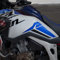 Resin Bike Adesivi Moto compatibili con Honda CRF1100L Africa Twin 2022. Protezione Serbatoio Laterale da Urti e Graffi. Coppia Adesivi 3D Resinati