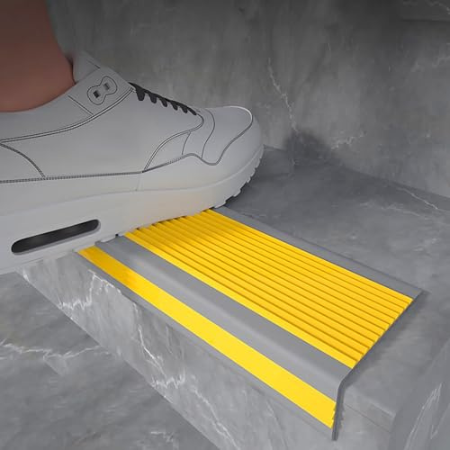 Treppenkantenprofil Vinyl Rutsch Treppenkante Kantenschutz Selbstklebend Treppenkantenschutz Safety Antirutsch-Profil Winkelprofil Vinyl Bodenleisten für Treppen PVC Kunststoff Eckenschutz Anti ( Colo