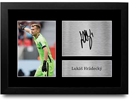 HWC Trading FR A4 Lukas Hradecky Bayer Leverkusen Geschenke Gedrucktes Signiertes Autogramm Foto für Fußball Anhänger and Fans - A4 Framed