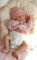RXDOLL Reborn Baby Puppe Realistische 18 Zoll 45 cm Silikon Vinyl Körper Schlafen Mädchen Handgemachte Real Life Neugeborene Bebe Wasserdicht Weich mit Fütterungsgeschenken