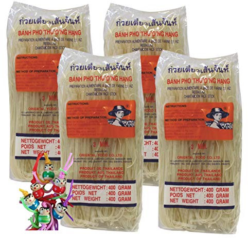 [ 4x 400g ] FARMER Reisnudeln, 3mm Banh Pho / Bandnudeln / Rice Noodle + ein kleiner Glücksanhänger gratis