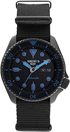 Seiko 5 Street Herren-Uhr mit Titankarbidauflage und Textilband