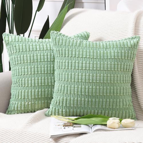 Madizz 2er Set Boho Gestreifte Kissenbezüge Weicher Kordsamt Dekorativer Kissenbezug für Sofa Schlafzimmer Kissenhülle Grün 45 x 45 cm
