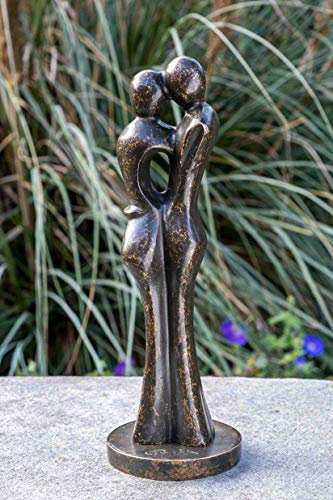 IDYL Bronze-Skulptur Modernes Liebespaar |32x11x11cm |Bronze-Figur handgefertigt | Gartenskulptur - Wohnbereich-Dekoration | Hochwertiges Kunsthandwerk | Wetterfest