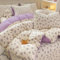 Covebett Bettwäsche 200x220 Lila Weiß Blumen Blümchen Blumenmuster Botanisch Bettwäsche Set Blumenwiese Pflanzenmuster Gewaschene Microfaser Bettbezug mit Reißverschluss und 2 Kissenbezug 80x80