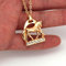 Kristallpferd Steigbügel und Pferdeanhänger Halskette Zwei Farben Gold und Silber Farbe Pferd Halsketten Schmuck Geschenk, OZZKI, Goldfarben, 55 cm