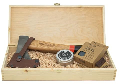 ADLER Beil Geschenkset Rheinlandbeil Schleifstein Balsam Echtholzbox Rot ( | Geschmiedetes C60-Beil mit Lederschutz als hochwertiges Geschenk Made in Germany