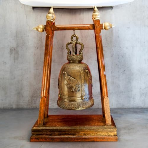 Kinaree Tempelglocke mit Holzstativ XXL – Bronze Glocke im massivem Teakgestell – Asiatische Klangglocke für Garten, Meditation oder Deko – Handgefertigtes Unikat mit tiefem Klang