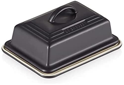 Le Creuset Stoneware Butter Dish, 900 g, 17 x 12.5 x 9 cm, Matte Black, 80837170000003