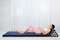Leewadee - Bequeme Japanische Bodenmatratze - Thai Bodenliege mit Dreieckskissen - Futon Klappmatte - Thai Massagematte, XL Extra Lang, 225 x 50 cm, Blau Weiß