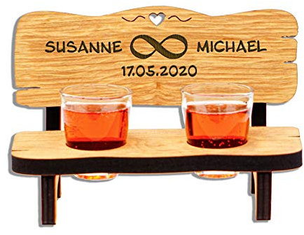 DARO Design - Schnapsbank mit Gravur Holz - Hochzeitsgeschenke für Brautpaar mit Schnapsgläser Geschenk zur Hochzeit Hochzeitstag mit 2 Schnapsgläser Hochzeitsgeschenk Deko