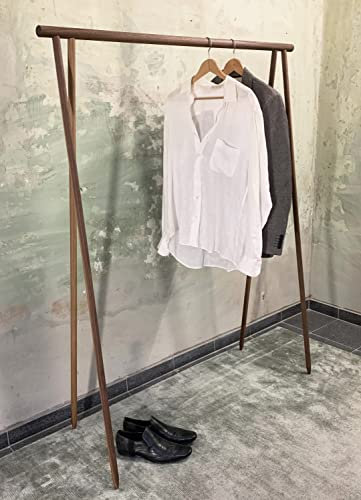 TIDYBOY Kleiderständer aus Holz, Garderobenständer, Garderobe Holz, Designer Kleiderstange und Moderner Offener Kleiderschrank Ständer, Kleiderregal in Berlin Handgemacht Nussbaum (H160cm B130cm)