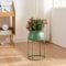 [en.casa] Blumenständer Assen Pflanzenständer mit Blumentopf Metall Grün Pflanzenregal 38 x 23,5 cm Blumensäule für innen Blumentopfständer
