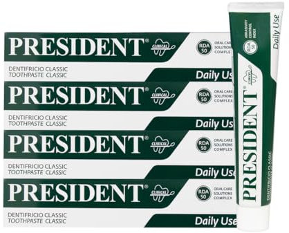 President Set mit 4 Zahnbürsten Classic für den täglichen Gebrauch. Anti-Plaque, Karies, erfrischend, Anti-Halitosis. Mit pflanzlichen Extrakten aus Melissa, Salbei, Kamille. RDA 50. 4 x 75 ml