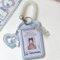 RUNRAYAY Blue Acryl Kpop Photocard Holder mit Aufhängung, Kawai Schlüssel Schlüssel-Foto-Schutz-Set Sammlung Studentenkartenbox transparent 3 Zoll Idol-Karte (D)