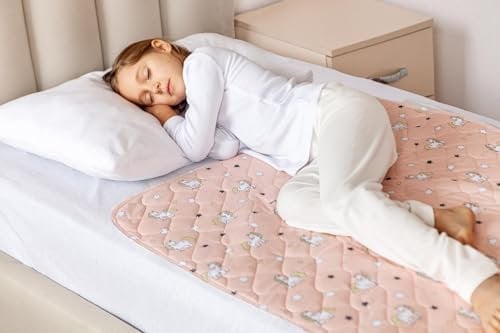 Lynmark® Toddler Potty Training Bed Pads - Soft Waterproof Bedwetting Pee Protector Mat for Kids - Multi-Layer Non-Slip Washable Incontinence Mattress Sheet Absorbs Up to 2000ml - 90 x 85cm, Unicorn