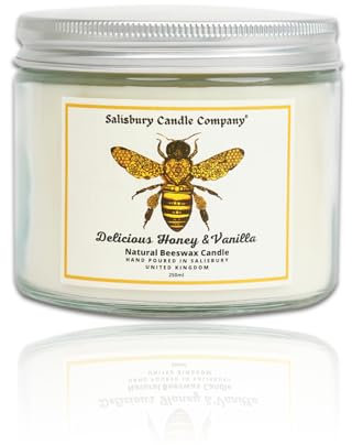 Luxury White Beeswax Candle with Honey & Vanilla, Comforting Aromatherapy Blend for Relaxation and Warmth, Hand Poured Scented Candle, Natural Wax, Long Burning, Sweet Scent, in Gift Box