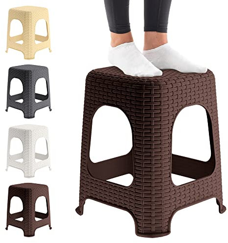 KADAX Hocker aus Kunststoff, Tritthocker bis 120 kg, Rattanhocker mit Antirutschfüßen, Badhocker, Wohnhocker, Leichter Sitzhocker, Gartenhocker, Schemel (Braun)
