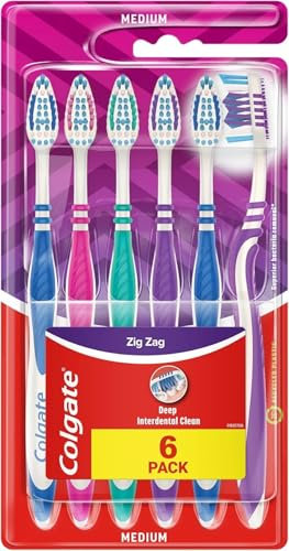 Colgate CP24503, Spazzolino da Denti Zig Zag, Pulizia Interdentale Profonda, 6 pz, Multicolore