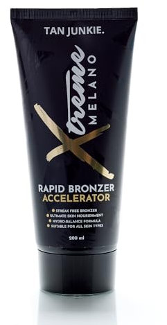 Tan Junkie Xtreme Melano Rapid Bronzer Accelerator 200 ml – Luxuriöse Sonnenliegencreme für verbesserte Bräunung, Hautpflege und Hydratation – mit Karottenwurzel, Kukui-Öl und Ananasextrakten