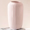 Vase Rosa, Deko Vasen aus Keramik, Blumenvase Modern für Tischdeko Innenbereich - 25 cm, Rosa