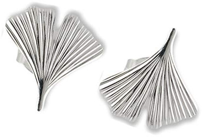 Mittelgroße Ginkgo-Blatt Ohrstecker aus mattiertem 925 Silber - leichte schöne Ohrstecker mit Ginkgo-Motiv, Handarbeit aus Deutschland