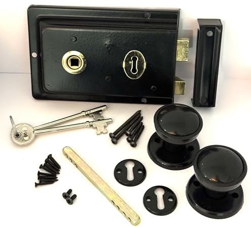 SCORPIO Hardware Rim Lock Knob Set Black, Complete with Rim Lock 6x4, Plastic Rim Door Knob Pair, Escutcheons & Fixings for Wooden Barn, Gate and Shed Doors