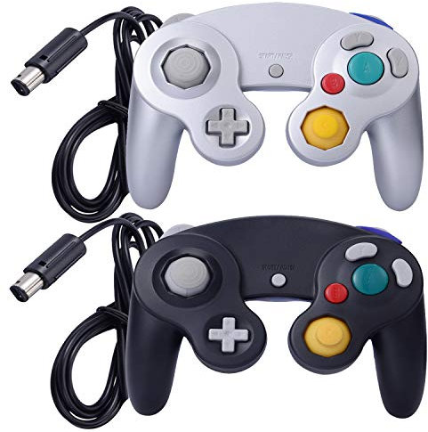 ONE250 Lot de 2 manettes filaires Classic Shock Joypad, compatibles avec Wii NGC Gamecube Game Cube (noir et argenté)