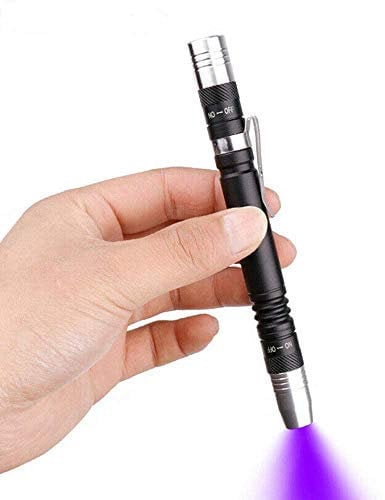 MODOAO LED UV Taschenlampe 2 in 1 UV-Taschenlampe Penlight Pen Clip Taschenlampe Schwarzlichtdetektor für Haustier Urin, Flecken, Bettwanzen 3 AAA-Batterien